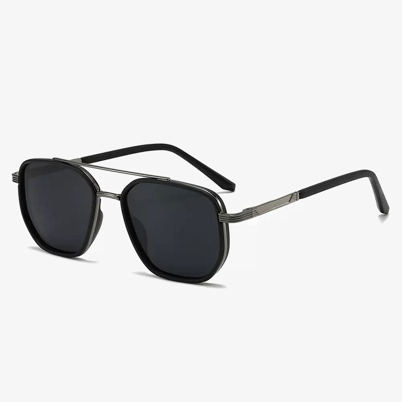 🕶️ Look sharp, see clearly – polarized shades that protect your eyes in style! 😎